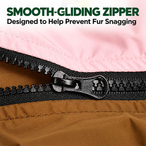 Close-up of the smooth-gliding zipper on the convertible dog raincoat